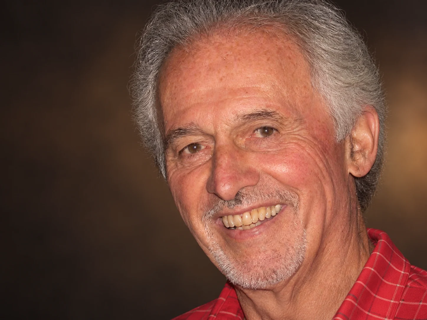 Montage non officiel illustrant l'hommage à Michael Forest, acteur de Star Trek et comédien de doublage anglais d'anime