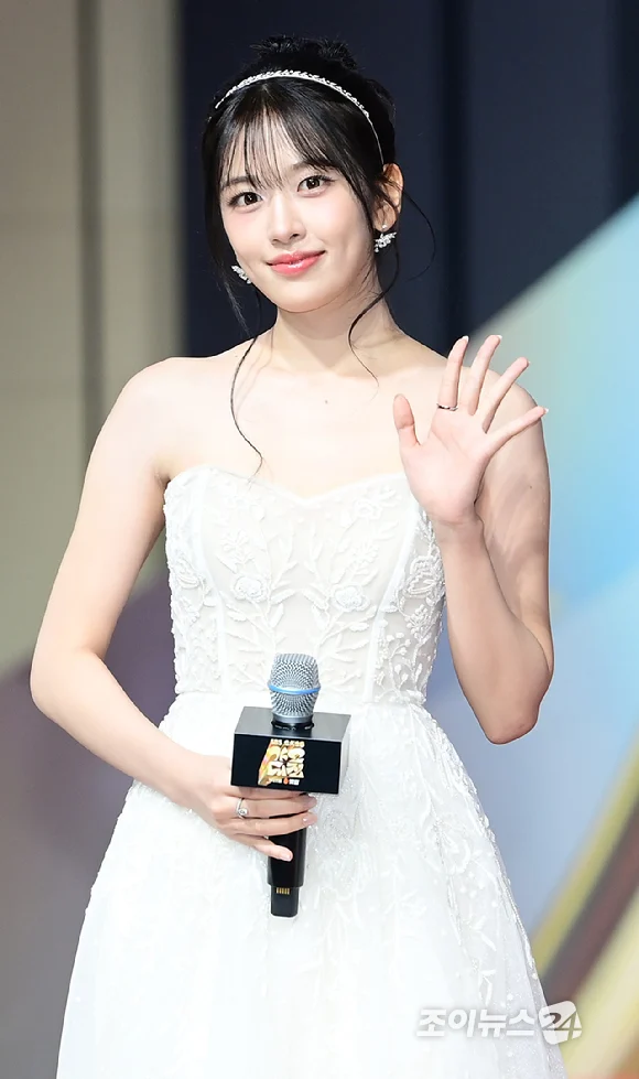 An Yujin d’IVE au SBS Gayo Daejeon 2025