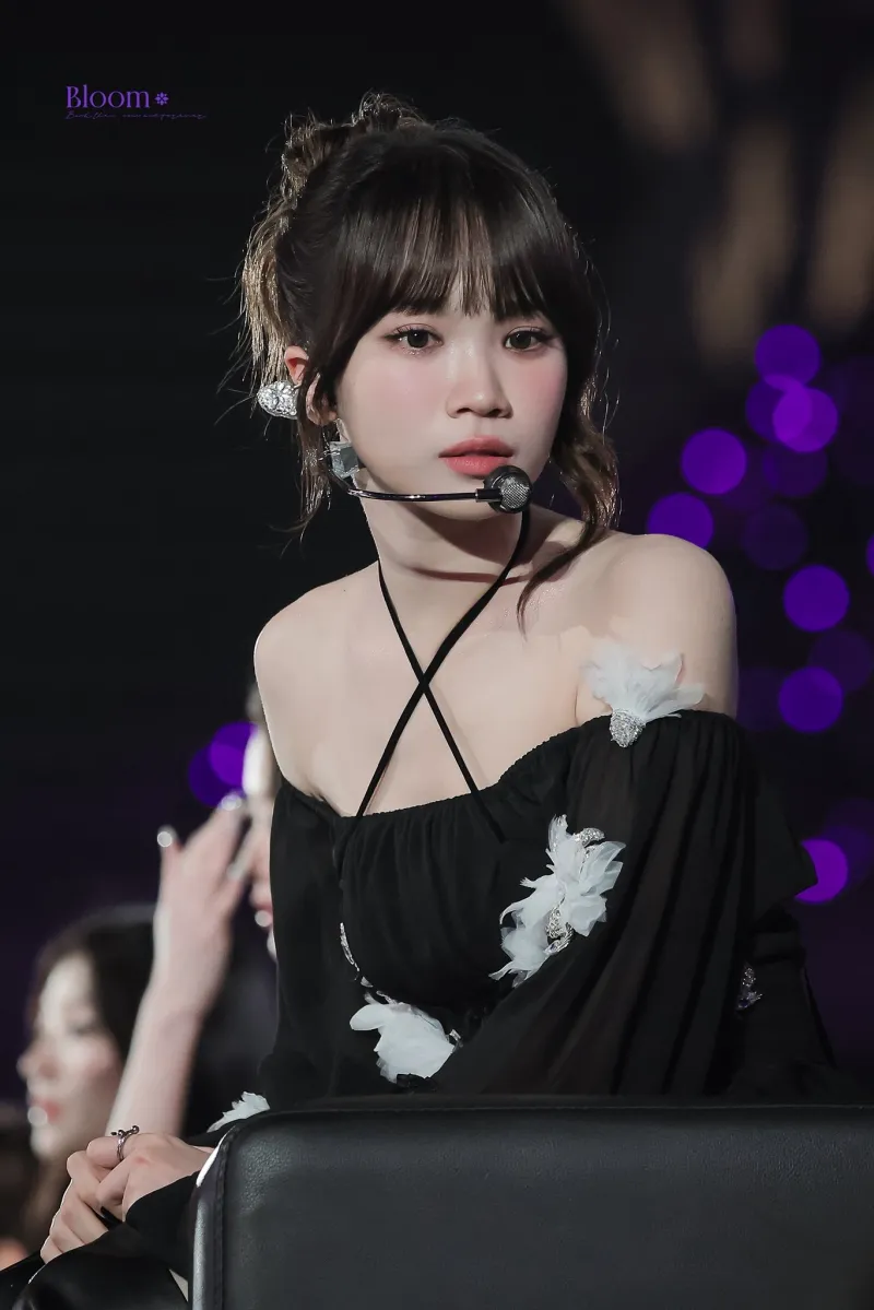 Kim Chaewon de LE SSERAFIM aux Asia Artist Awards 2025, photo 3