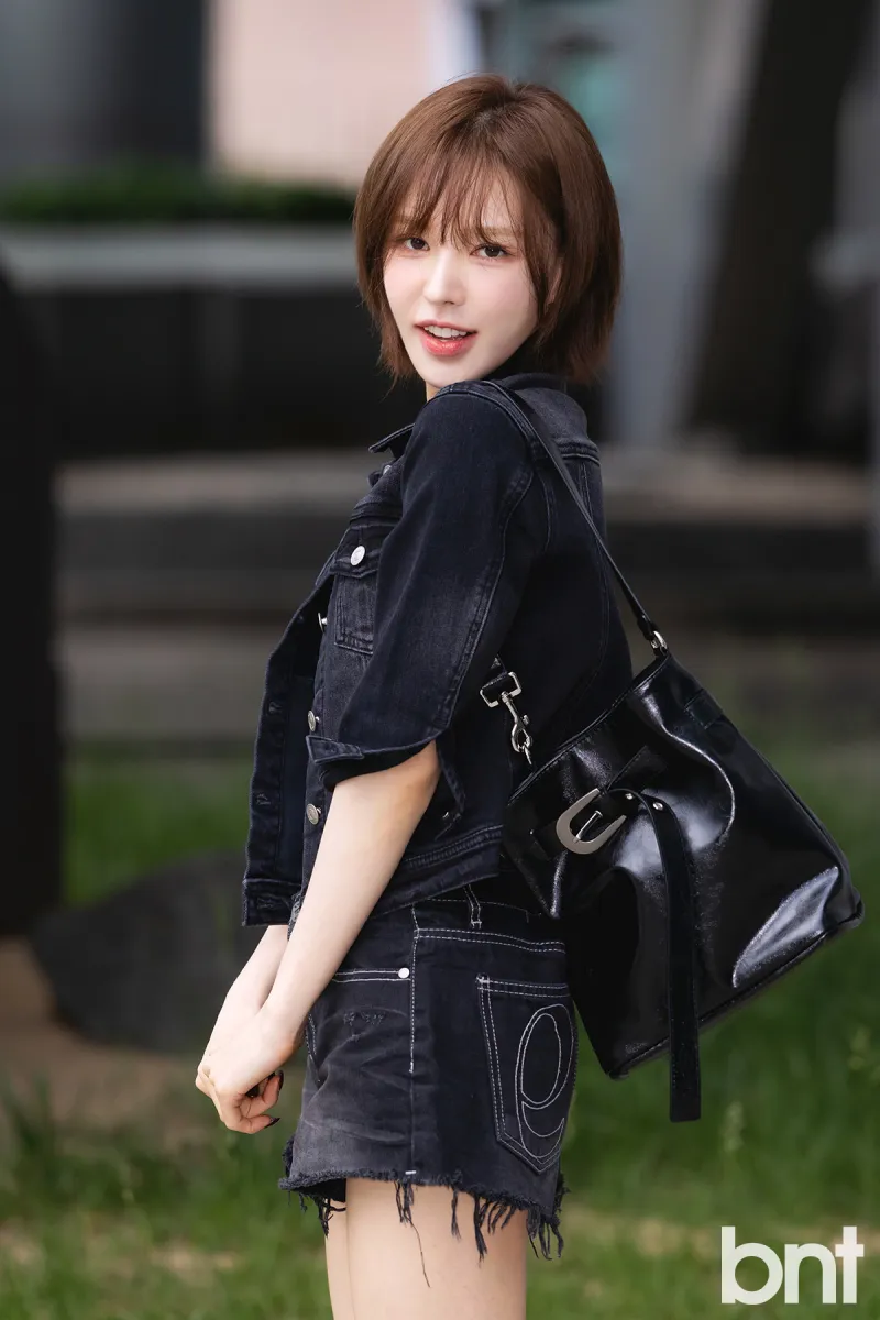 Wendy de Red Velvet à SBS Young Street en 2025, photo 3