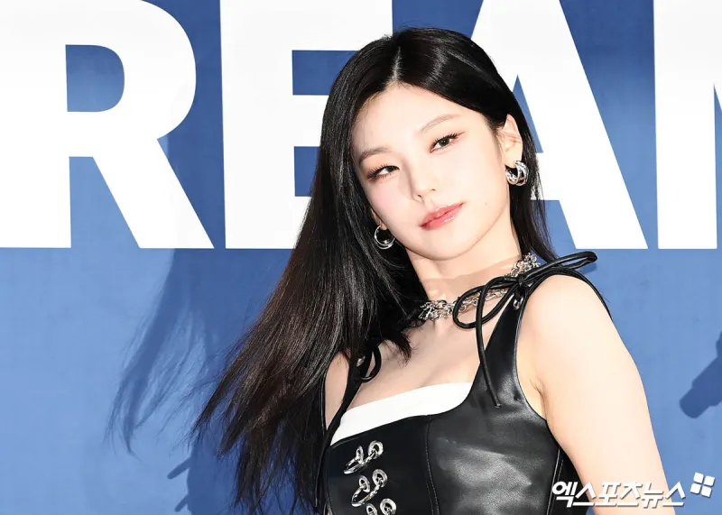 Yeji d’ITZY aux K-World Dream Awards 2024, photo 6