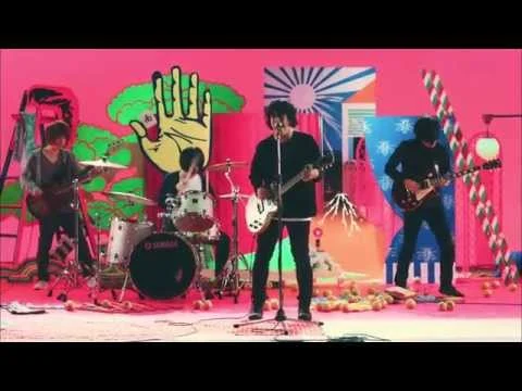 Silhouette - image du clip officiel de KANA-BOON